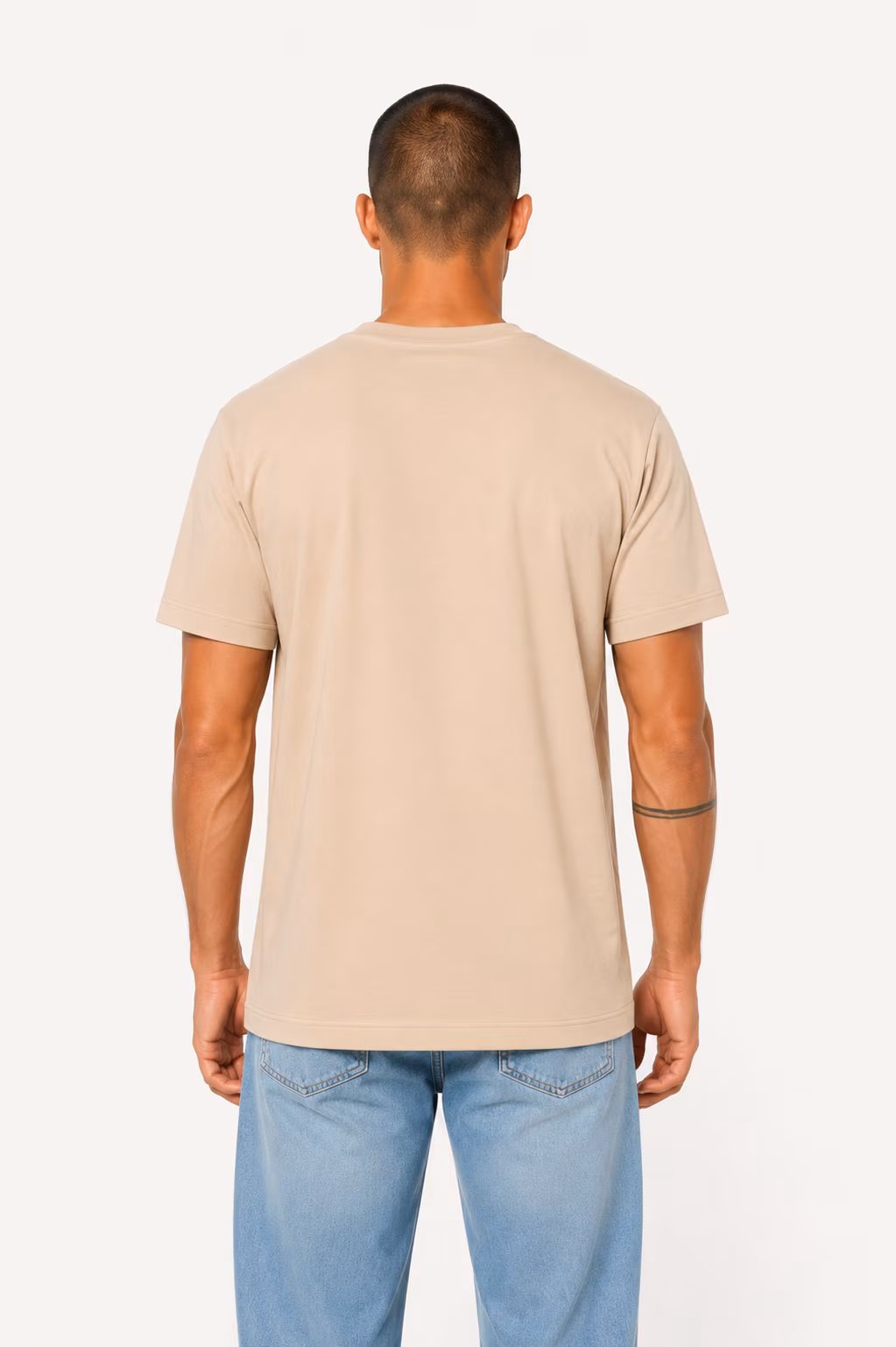 T-shirt Classique — Porté arrière